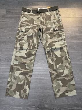 Urban Pipeline Men's Camo Cargo Pants 36x32 EUC